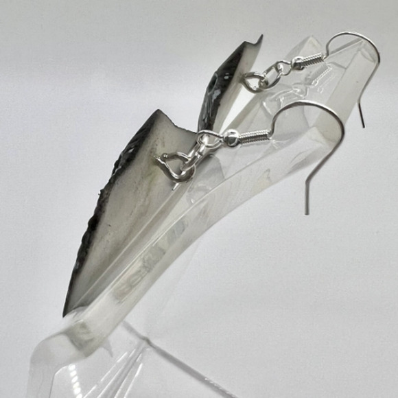 Stingray Earrings - Ocean Animal Earrings - Beach Earrings - Teacher Earrings - Picture 5 of 9